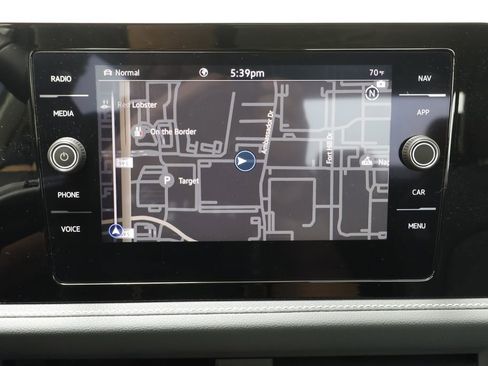 Used 2025 Volkswagen Jetta SEL image 10