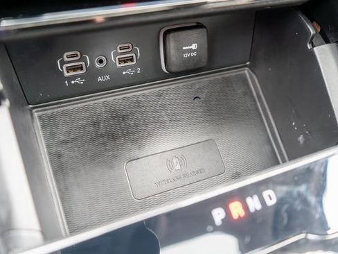 Used 2023 Jeep Grand Cherokee Laredo w/ Luxury Tech Group I image 32