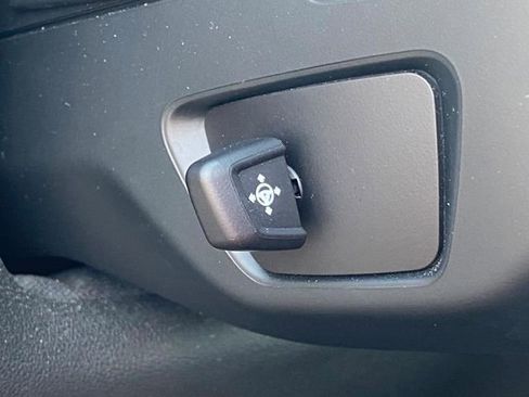 Used 2021 BMW X7 xDrive40i w/ Parking Assistance Package image 17