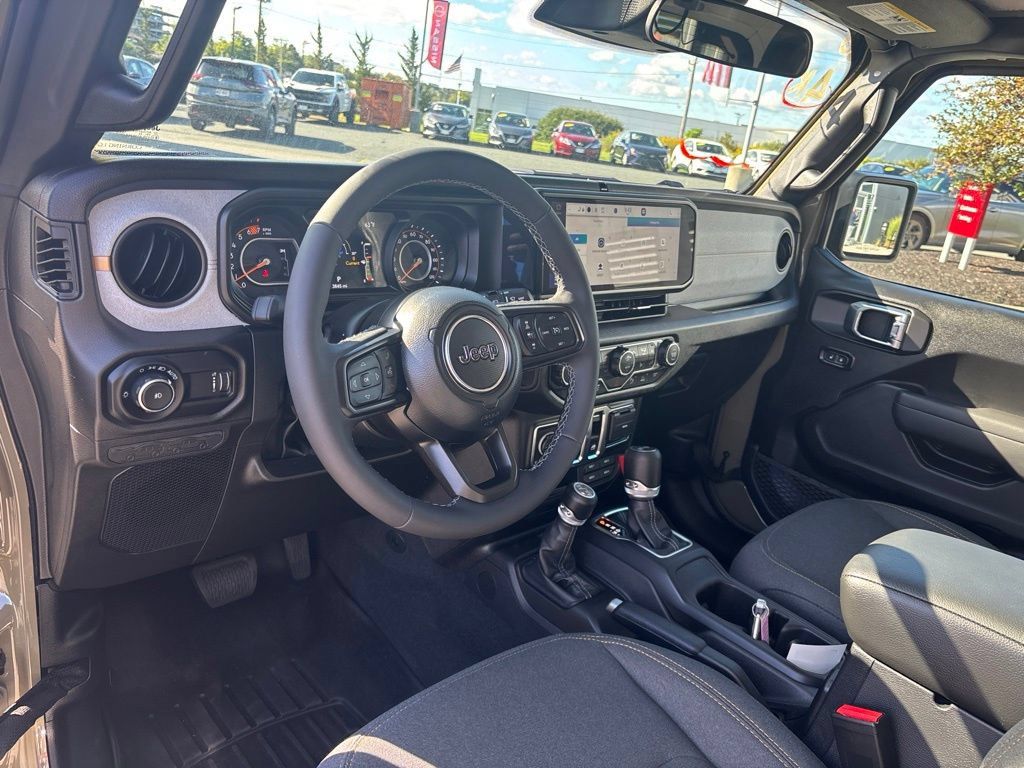 Used 2026 Jeep Wrangler Sport AWD/4WD image 23