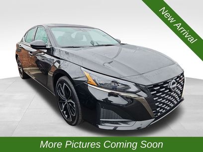 Used 2025 Nissan Altima 2.5 SR w/ SR Premium Package