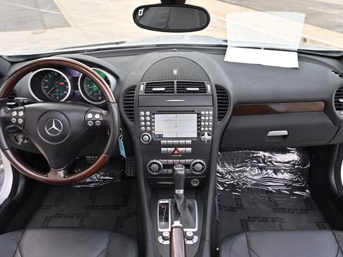 Used 2005 Mercedes-Benz SLK 350 image 19