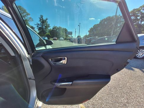 Used 2015 Toyota Avalon XLE Touring image 23