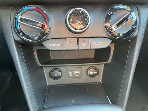 Used 2021 Hyundai Kona SEL w/ Cargo Package image 17