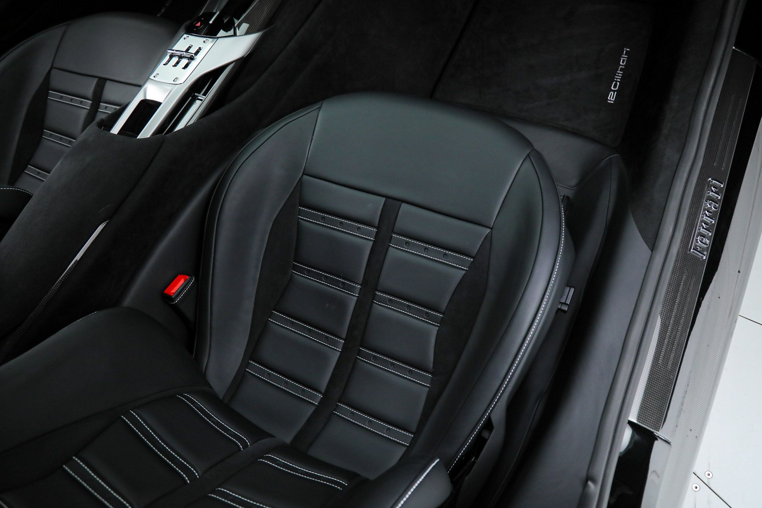 Certified 2025 Ferrari 12Cilindri RWD image 26