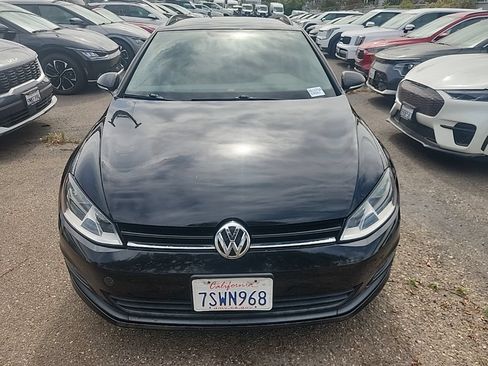 Used 2015 Volkswagen Golf S FWD image 2