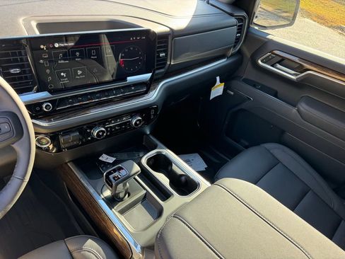 New 2026 GMC Sierra 1500 Elevation w/ Elevation Premium Package image 30