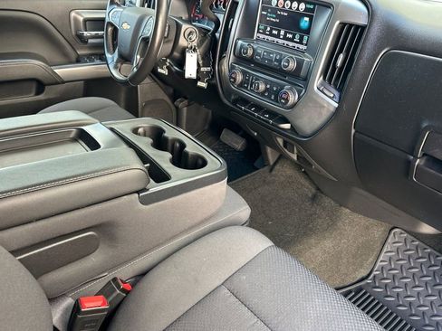 Used 2017 Chevrolet Silverado 1500 LT w/ LT Eassist Package AWD/4WD image 16