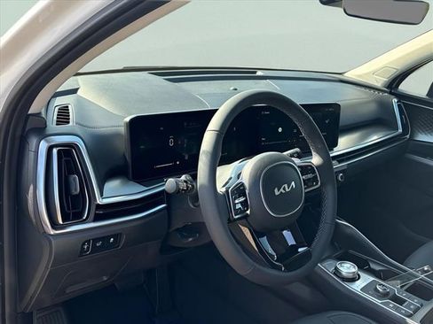 New 2025 Kia Sorento EX AWD/4WD image 6