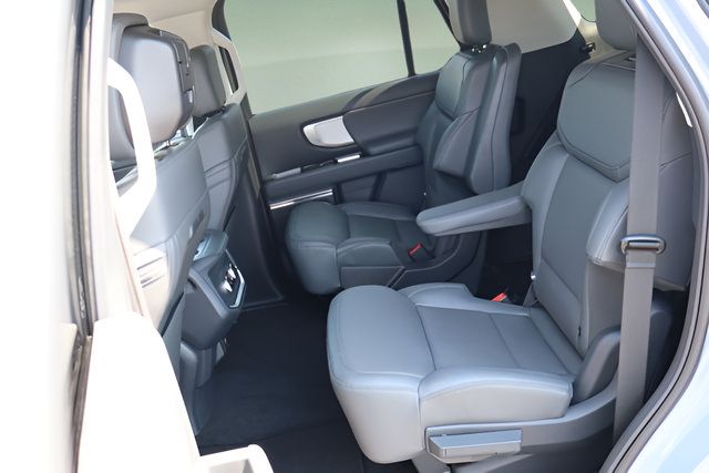 New 2027 Ford Expedition Active AWD/4WD image 26