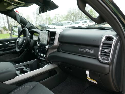 New 2026 RAM 1500 Big Horn AWD/4WD image 11