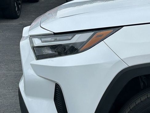 Used 2025 Toyota RAV4 LE image 12