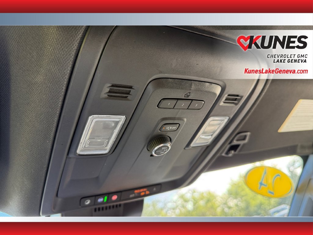 Used 2024 GMC Yukon SLT AWD/4WD image 47