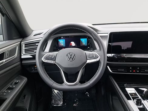 New 2025 Volkswagen Atlas Cross Sport SE image 22