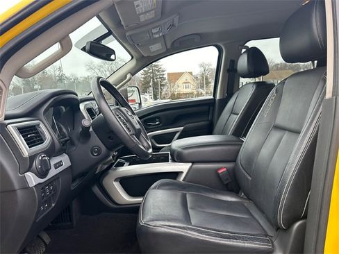 Certified 2017 Nissan Titan PRO-4X w/ Pro-4x Convenience Package image 11