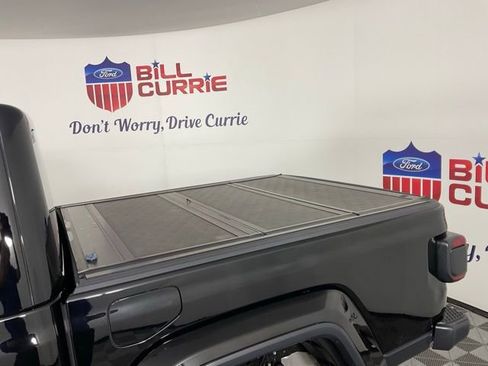 Used 2020 Jeep Gladiator Overland w/ Popular Equipment Package image 11