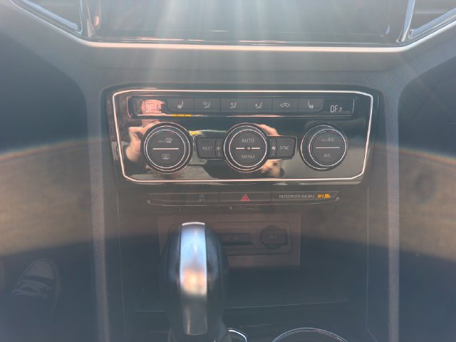 Certified 2023 Volkswagen Atlas SEL AWD/4WD image 19