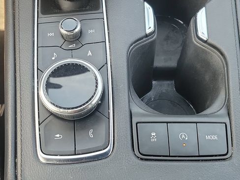 Used 2023 Cadillac XT4 Sport FWD image 34
