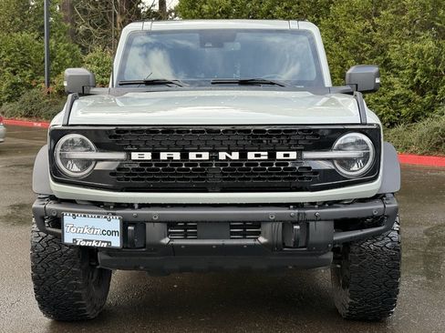 Used 2024 Ford Bronco Wildtrak image 2