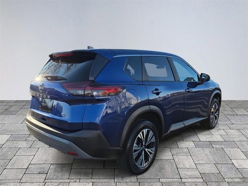 Used 2023 Nissan Rogue SV image 7