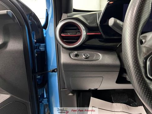 Used 2025 Chevrolet Trax RS w/ Driver Confidence Package image 28