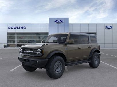 New 2025 Ford Bronco Outer Banks w/ Sasquatch Package