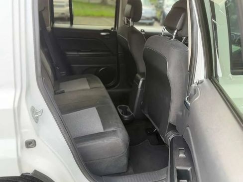 Used 2016 Jeep Patriot Sport w/ Power Value Group AWD/4WD image 15