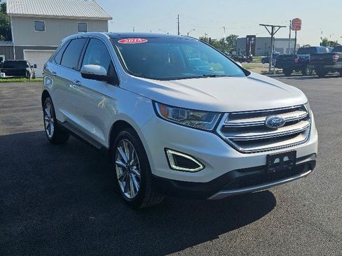 Used 2018 Ford Edge Titanium w/ Equipment Group 301A AWD/4WD image 3