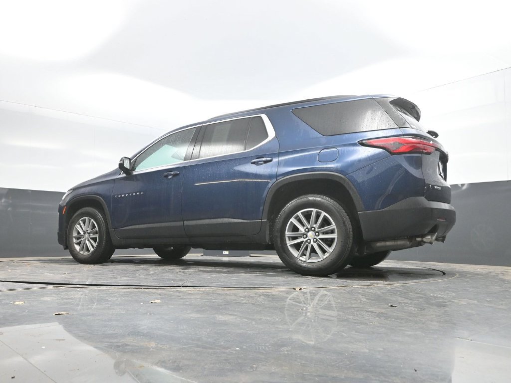 Used 2023 Chevrolet Traverse LT FWD image 33