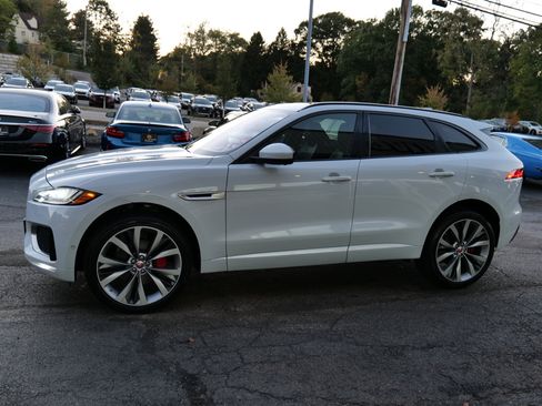 Used 2019 Jaguar F-PACE S image 75
