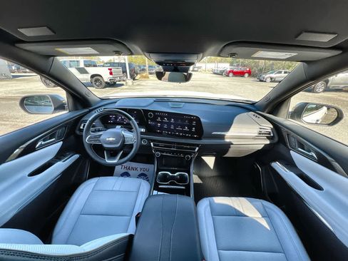 Used 2025 Chevrolet Traverse High Country w/ LPO, Floor Liner Package image 20