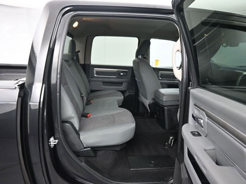 Used 2018 RAM 1500 Big Horn image 38