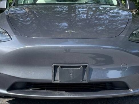 Used 2023 Tesla Model Y Long Range AWD/4WD image 11