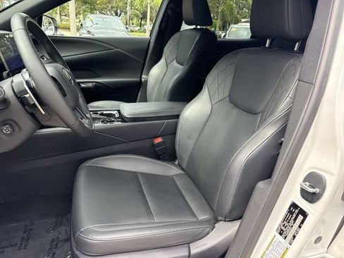 Used 2024 Lexus RX 350 FWD w/ Accessory Package (K3) image 11
