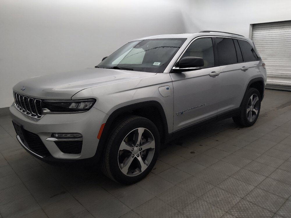 Used 2022 Jeep Grand Cherokee Limited 4xe AWD/4WD image 2