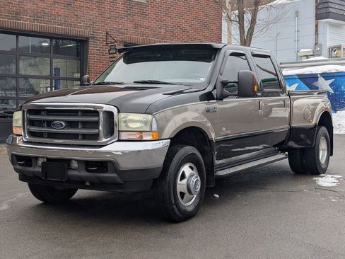 Used 2004 Ford F350 Lariat AWD/4WD image 2