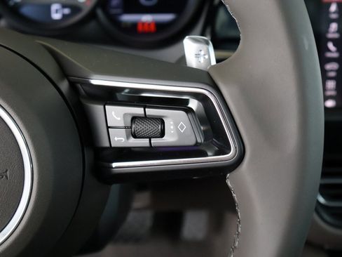 New 2025 Porsche Macan image 29