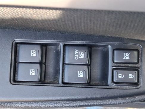 Used 2014 Subaru Outback 2.5i Premium w/ Moonroof Package AWD/4WD image 19
