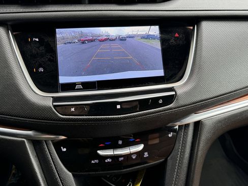 Used 2021 Cadillac XT5 Premium Luxury w/ LPO, Floor Liner Package image 4