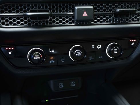 Certified 2026 Honda HR-V Sport image 33
