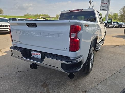 Used 2025 Chevrolet Silverado 2500 LT w/ Convenience Package AWD/4WD image 10