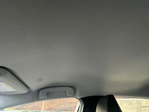 New 2026 Toyota Prius LE image 15