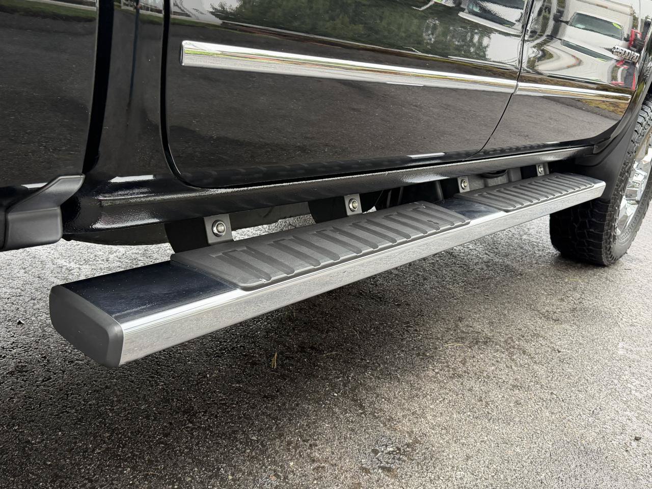 Used 2019 GMC Sierra 2500 SLT w/ Duramax Plus Package AWD/4WD image 19