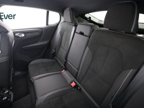 Used 2023 Volvo C40 P8 Recharge Plus AWD/4WD image 24
