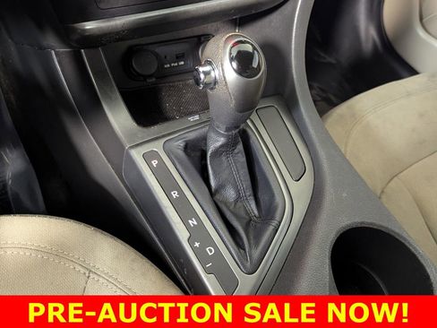 Used 2011 Kia Optima LX w/ Convenience Pkg image 21