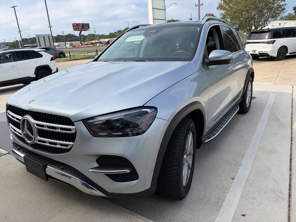 Used 2024 Mercedes-Benz GLE 350 4MATIC image 1