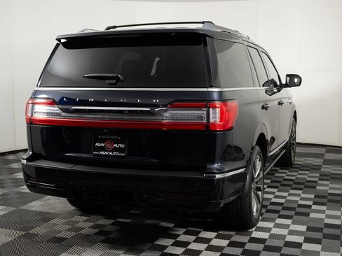 Used 2021 Lincoln Navigator Reserve w/ Cargo Convenience Package image 7