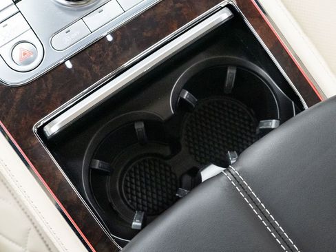 Used 2023 Bentley Continental GT Azure AWD/4WD image 38