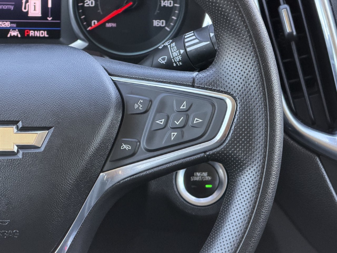 Used 2020 Chevrolet Equinox LT FWD image 14