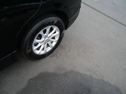 Used 2019 Chevrolet Equinox LS AWD/4WD image 33